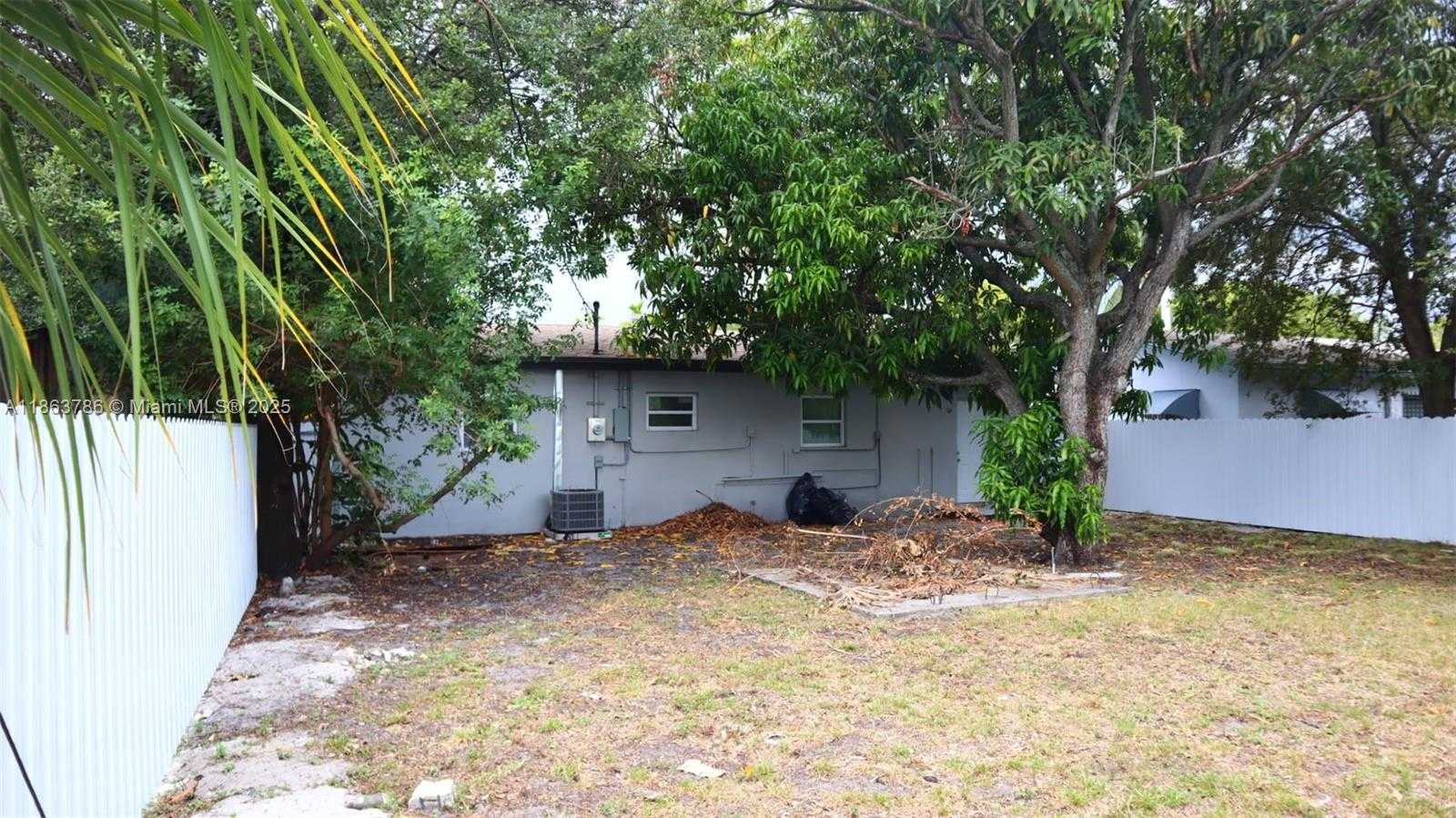Small Image of 2503 NORTH WEST 9TH ST, Fort Lauderdale Number 11