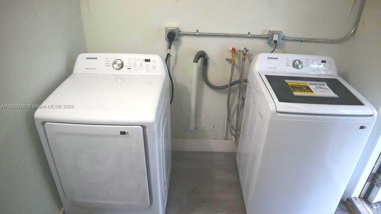 Small Image of 2503 NORTH WEST 9TH ST, Fort Lauderdale Number 21