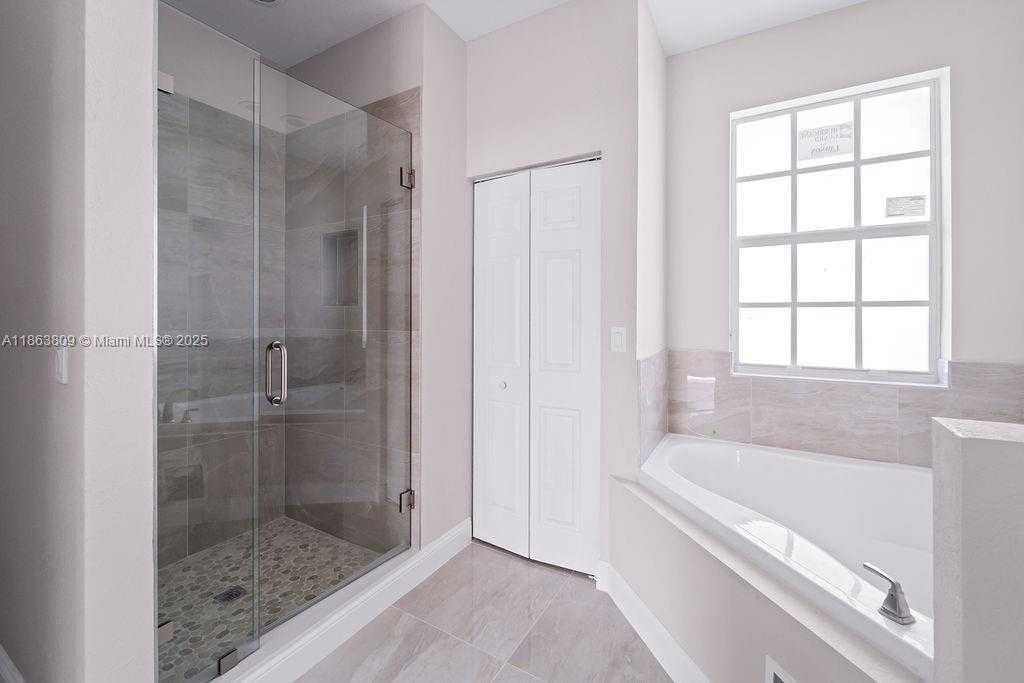Small Image of 5400 NORTH WEST 57TH CT, Tamarac Number 18