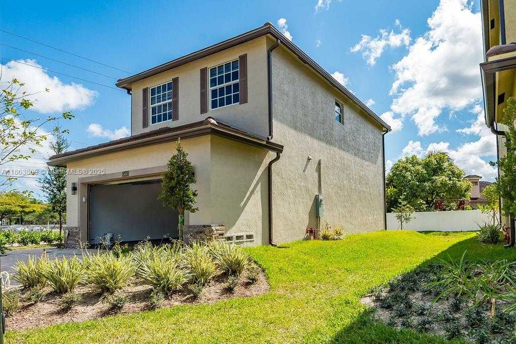 Small Image of 5400 NORTH WEST 57TH CT, Tamarac Number 2