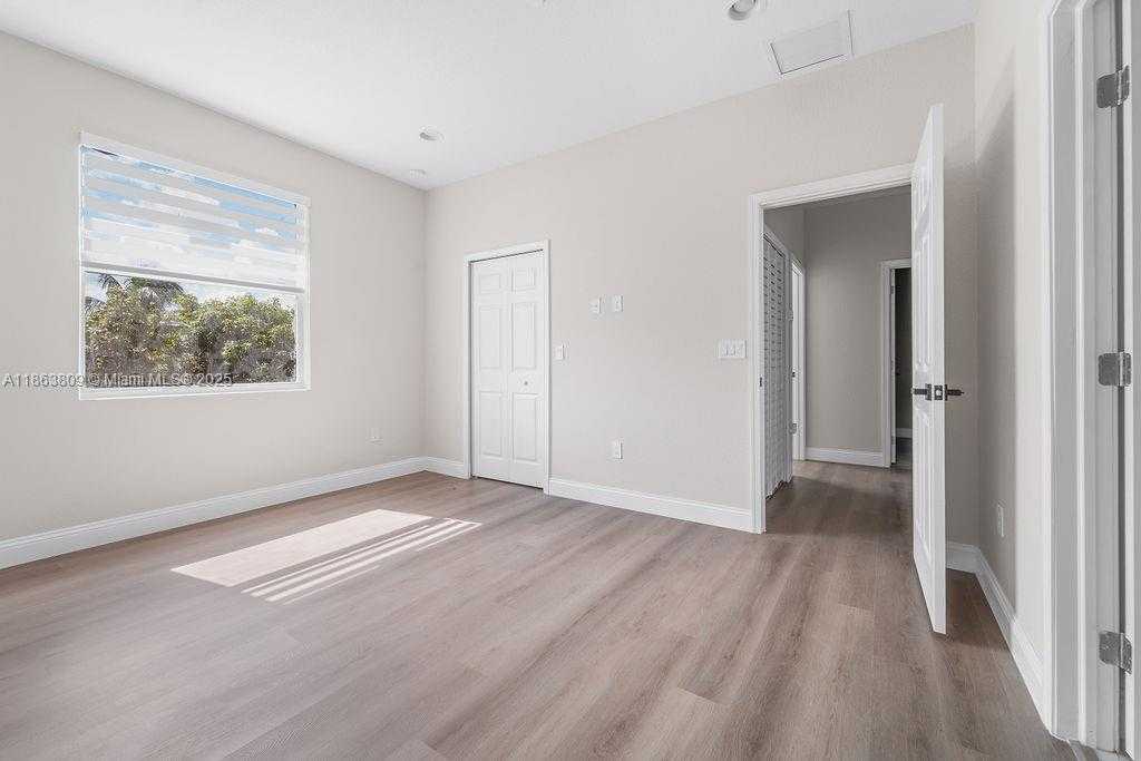Small Image of 5400 NORTH WEST 57TH CT, Tamarac Number 20