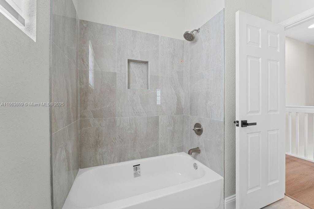 Small Image of 5400 NORTH WEST 57TH CT, Tamarac Number 25