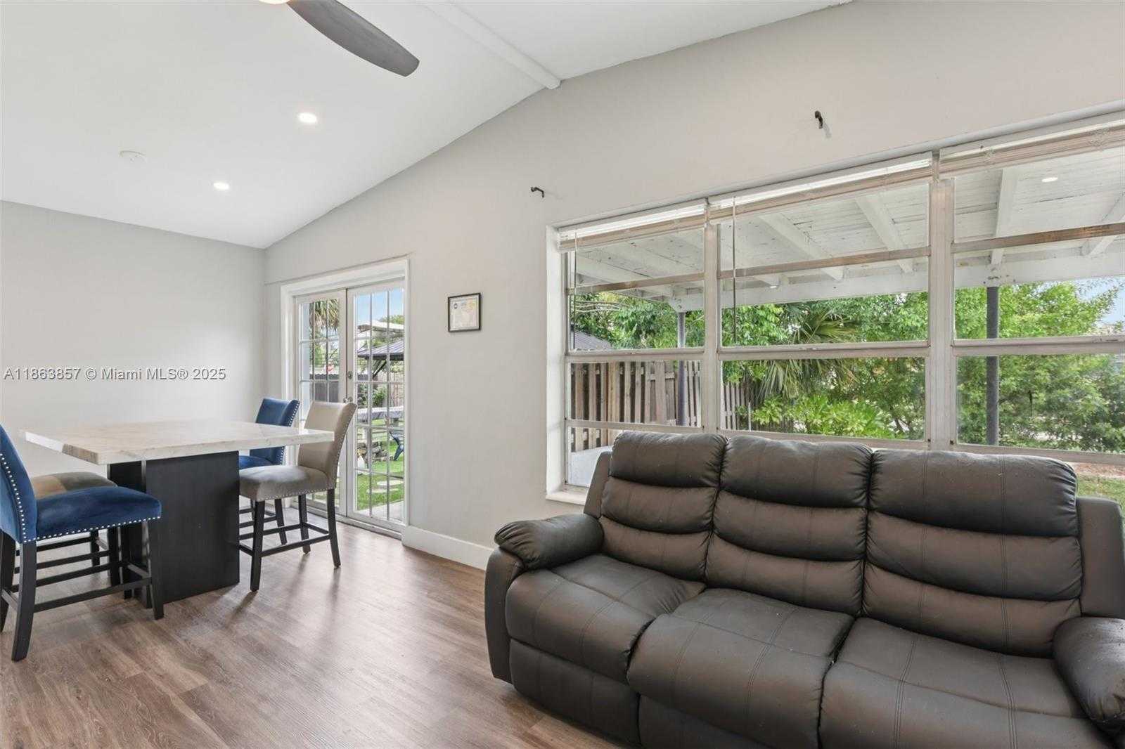 Small Image of 1841 NORTH WEST 26TH AVE, Fort Lauderdale Number 14