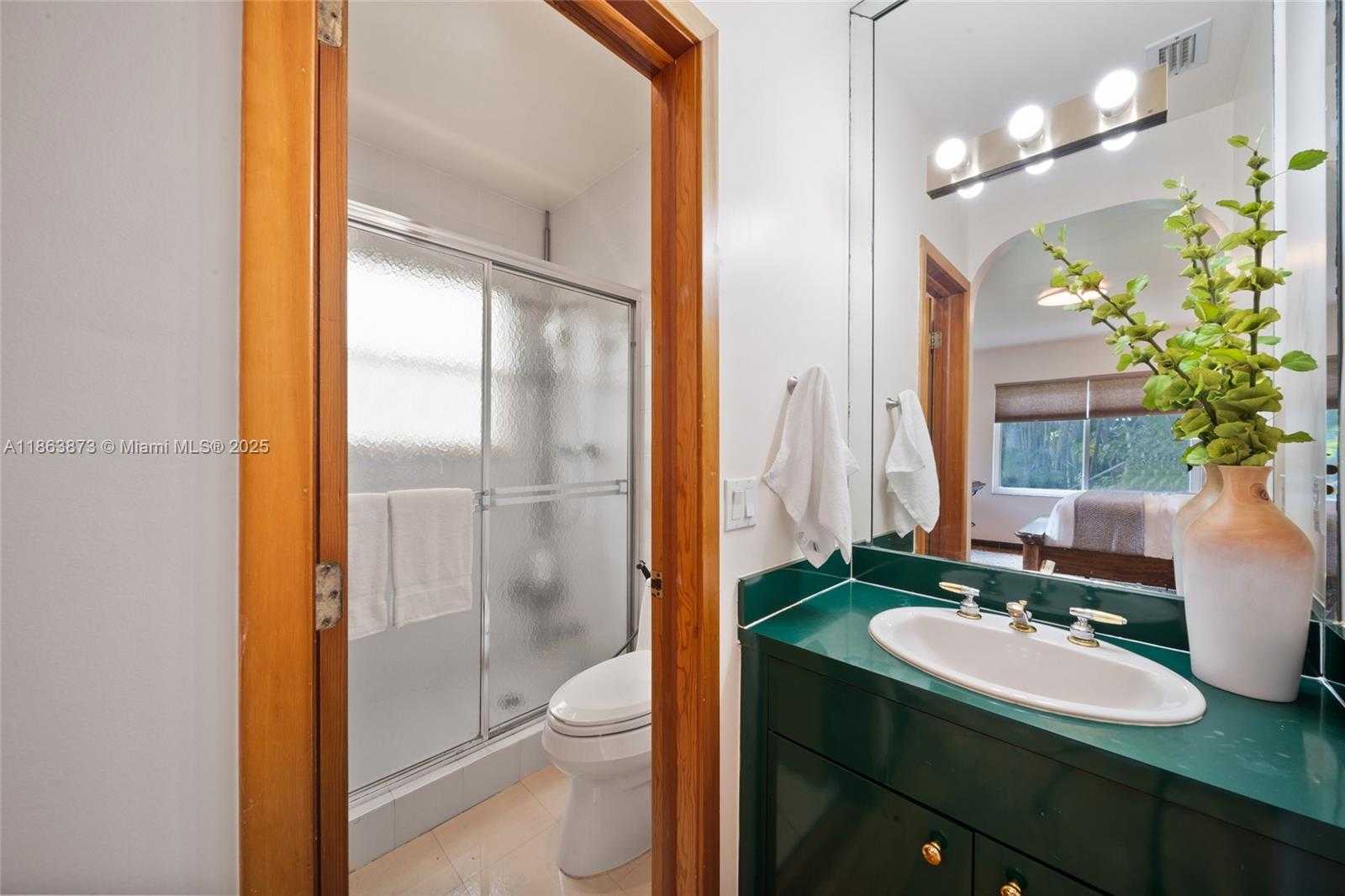 Small Image of 6125 SOUTH WEST 109TH ST, Pinecrest Number 31