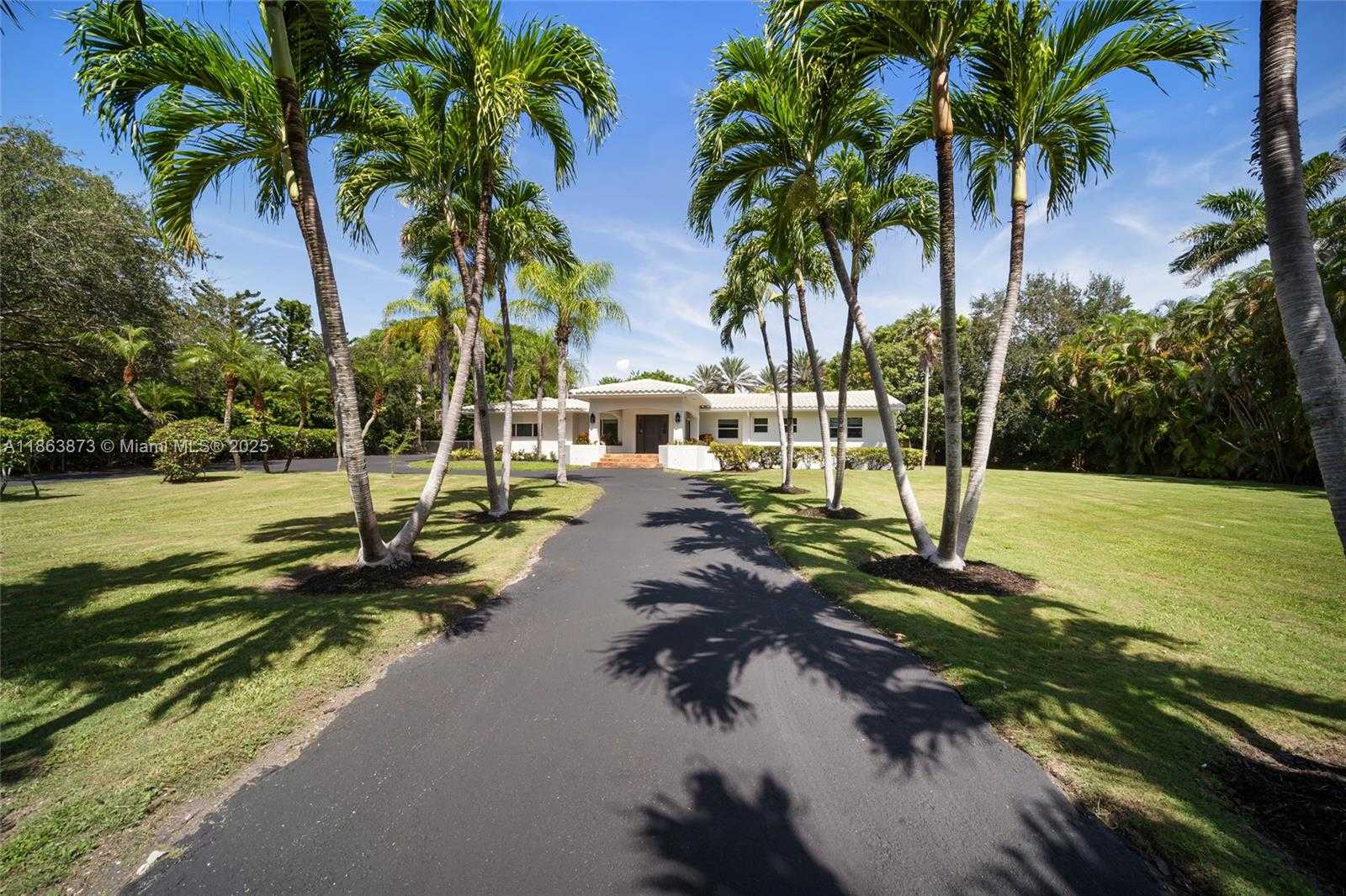 Small Image of 6125 SOUTH WEST 109TH ST, Pinecrest Number 4