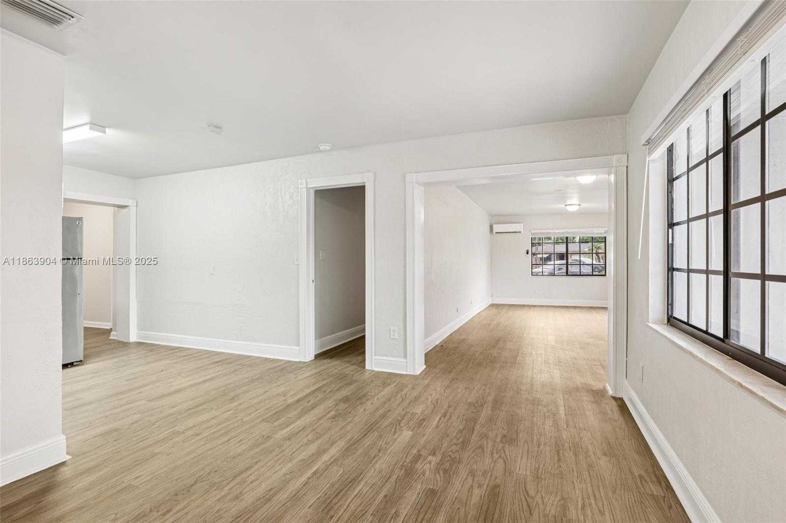 Small Image of 6546 SOUTH WEST 21ST ST, Miramar Number 10