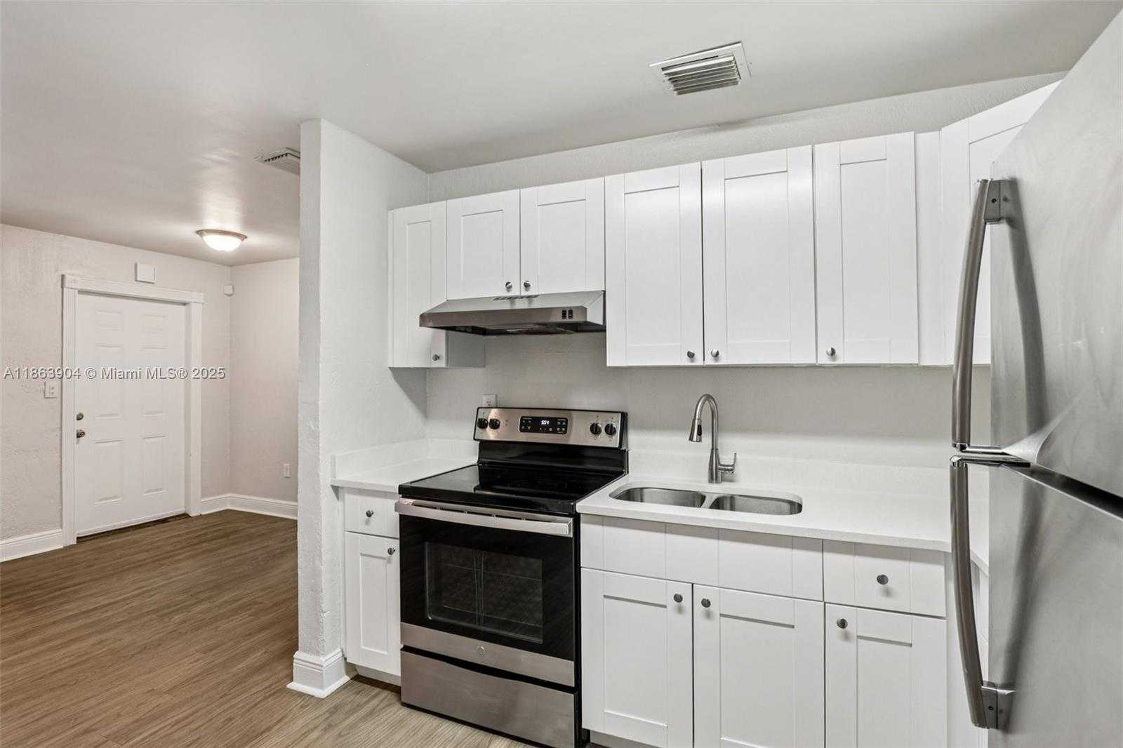 Small Image of 6546 SOUTH WEST 21ST ST, Miramar Number 16