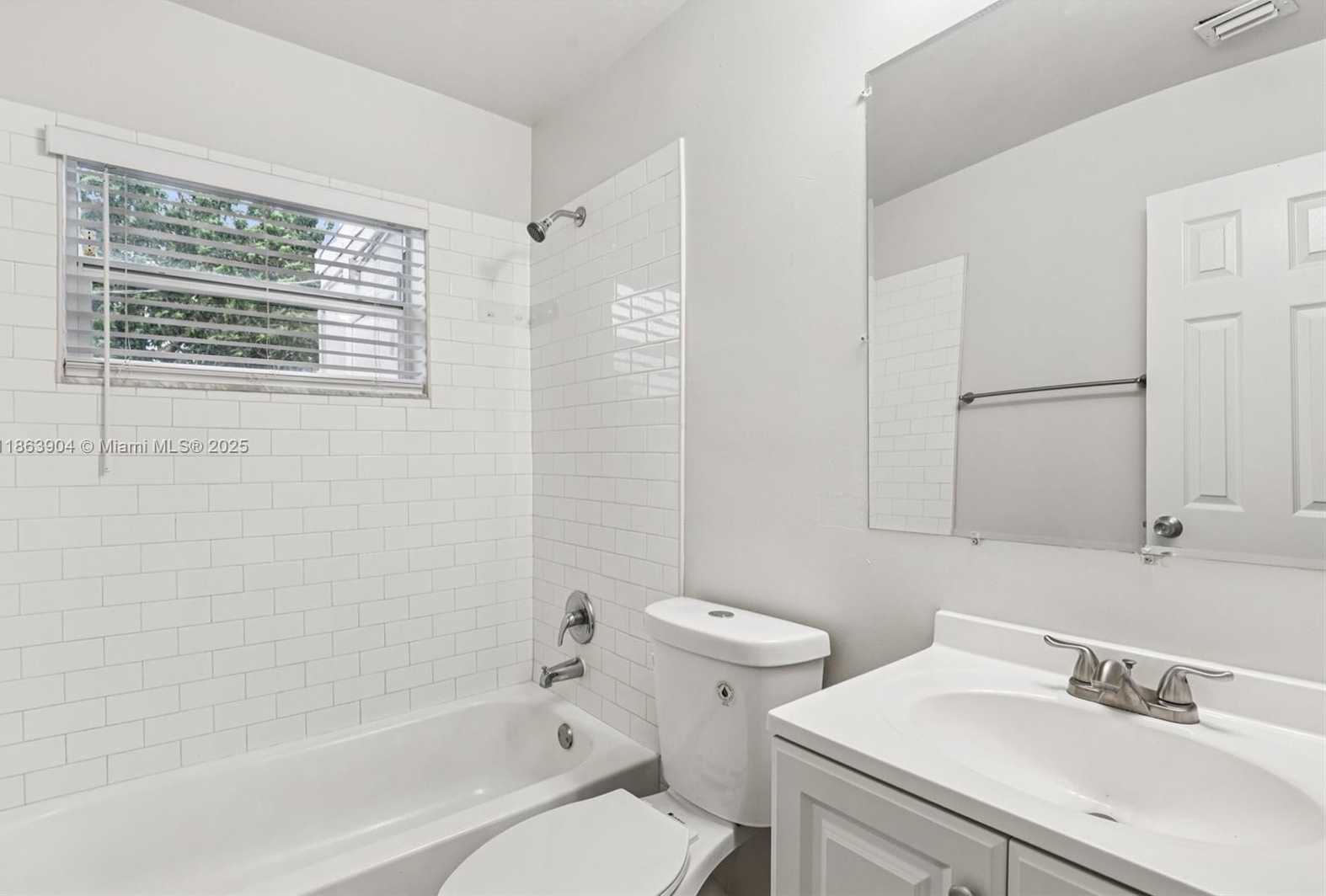 Small Image of 6546 SOUTH WEST 21ST ST, Miramar Number 34