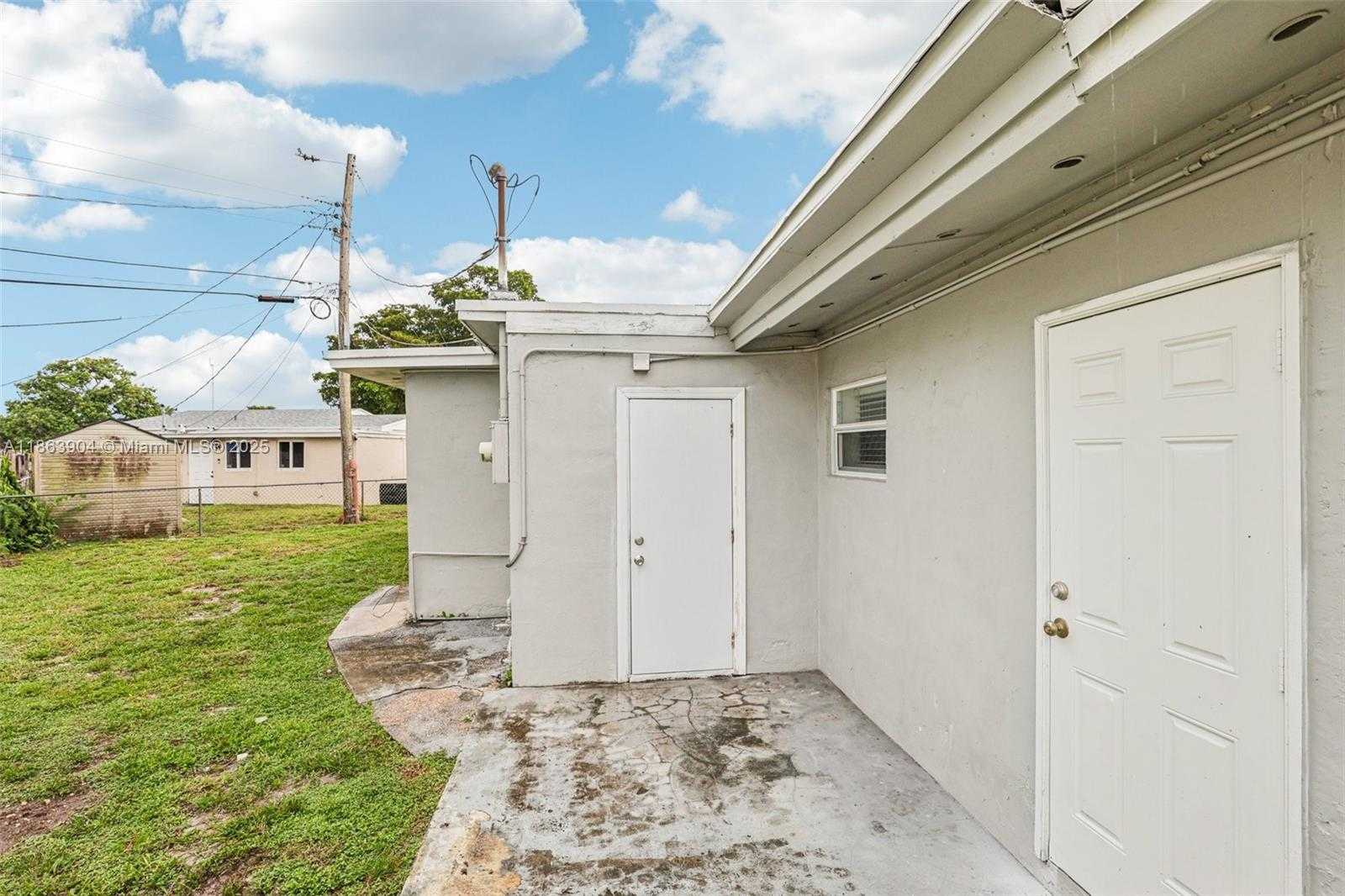 Small Image of 6546 SOUTH WEST 21ST ST, Miramar Number 38