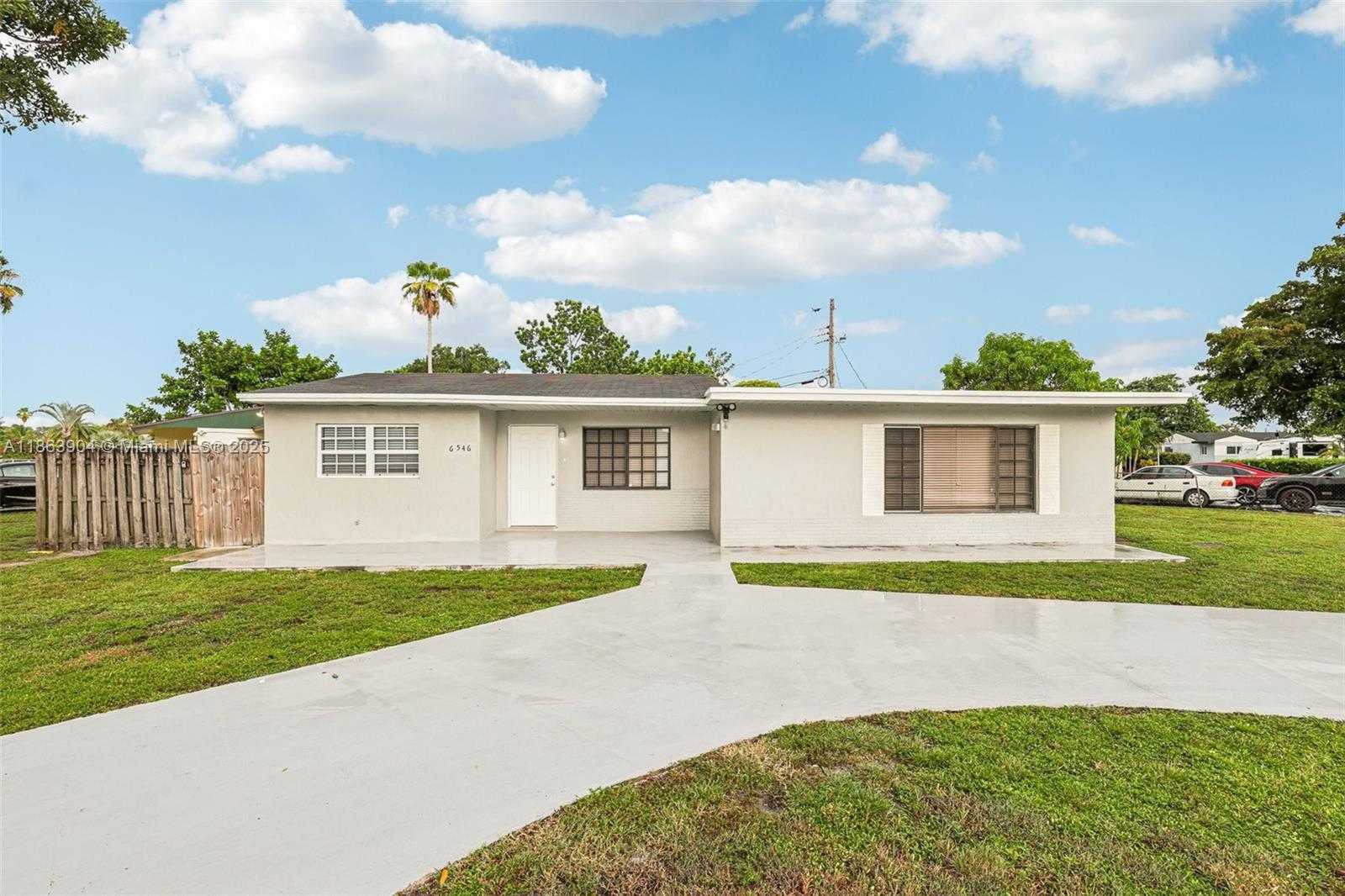 Small Image of 6546 SOUTH WEST 21ST ST, Miramar Number 5