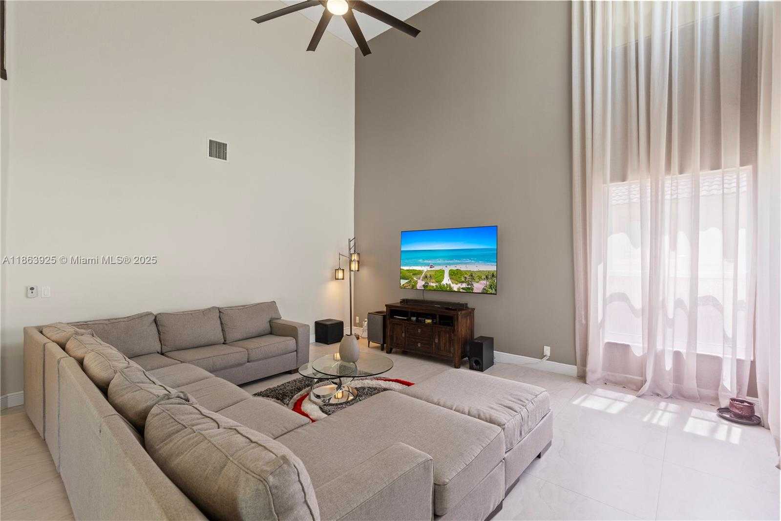 Small Image of 13374 NORTH WEST 13TH ST, Pembroke Pines Number 11