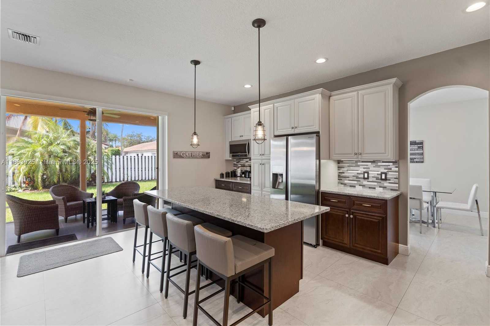 Small Image of 13374 NORTH WEST 13TH ST, Pembroke Pines Number 19