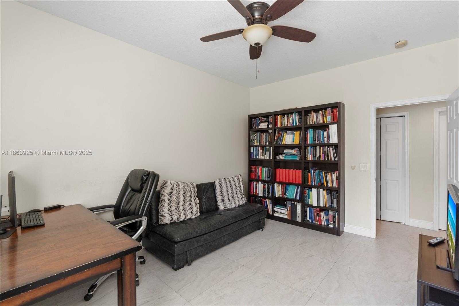 Small Image of 13374 NORTH WEST 13TH ST, Pembroke Pines Number 24