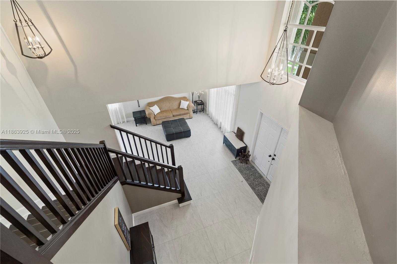 Small Image of 13374 NORTH WEST 13TH ST, Pembroke Pines Number 25