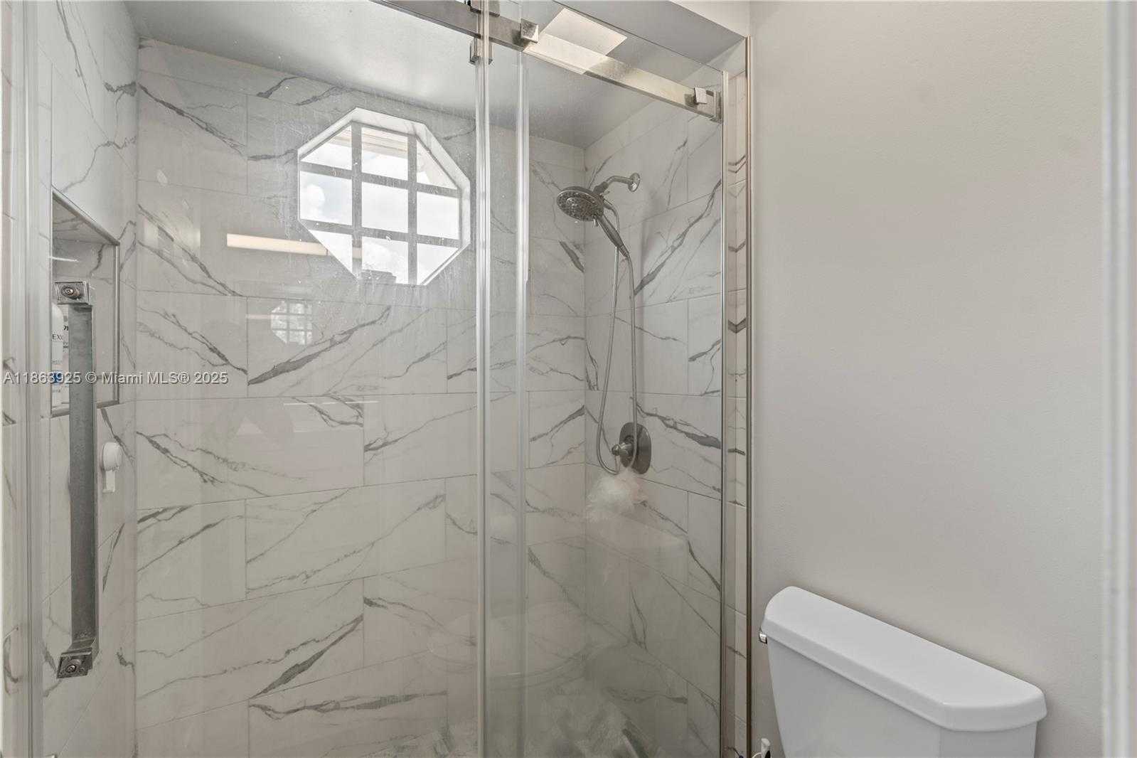 Small Image of 13374 NORTH WEST 13TH ST, Pembroke Pines Number 30