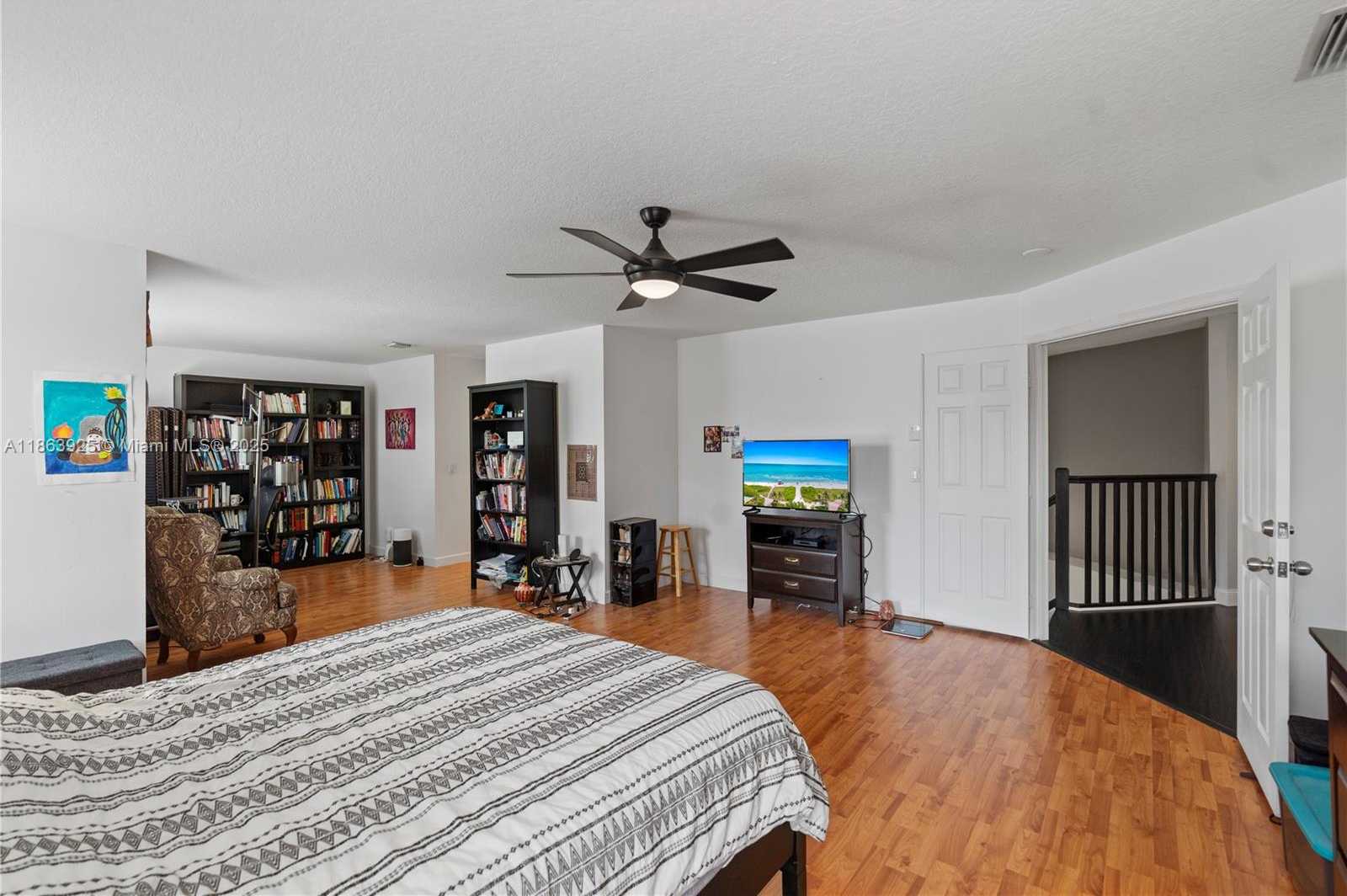 Small Image of 13374 NORTH WEST 13TH ST, Pembroke Pines Number 39