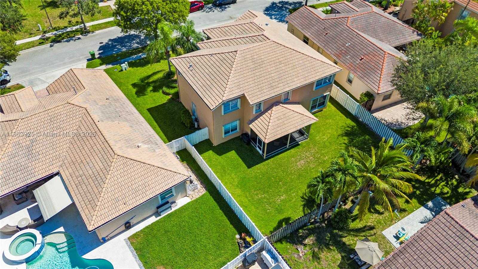 Small Image of 13374 NORTH WEST 13TH ST, Pembroke Pines Number 54