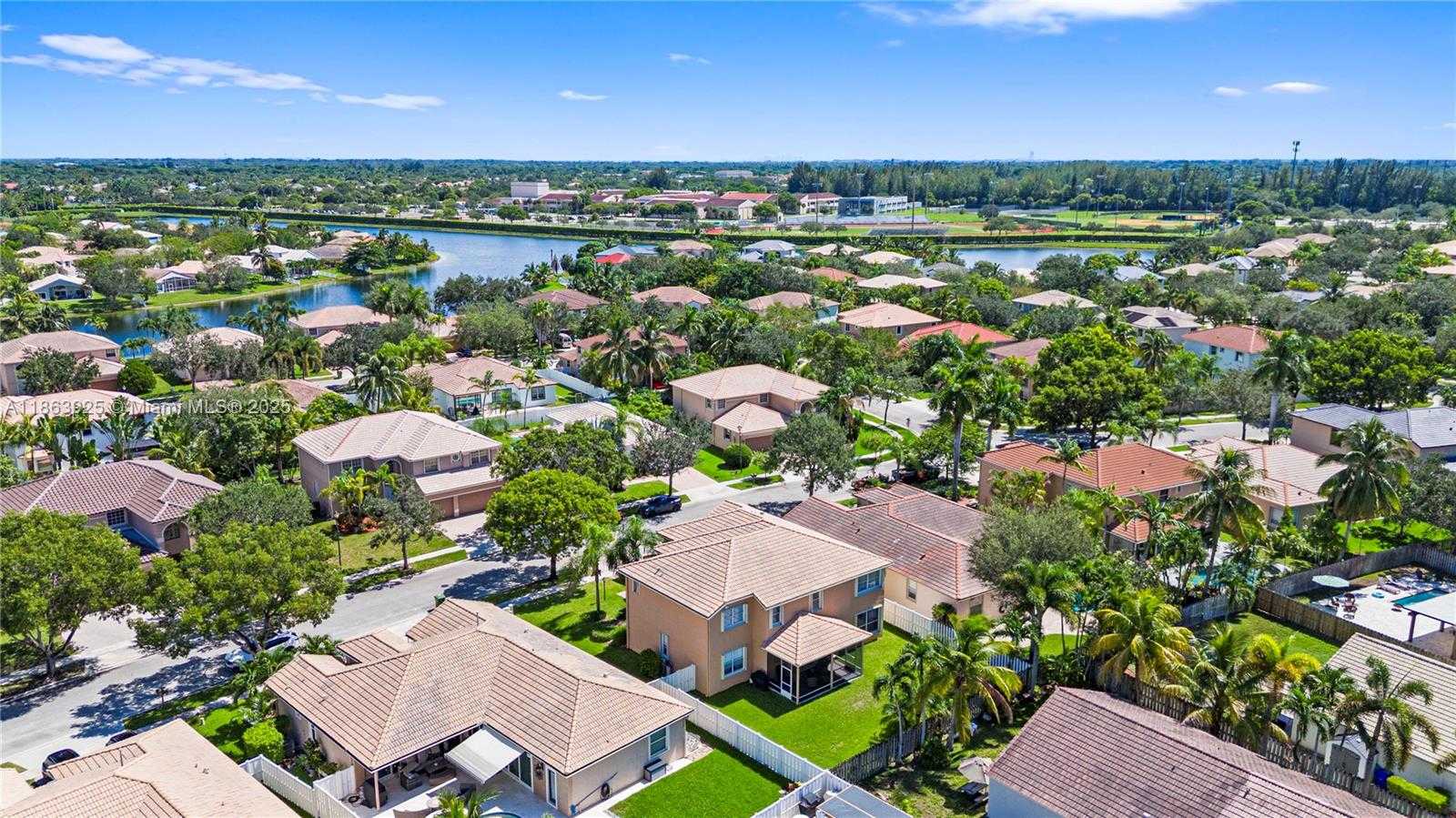 Small Image of 13374 NORTH WEST 13TH ST, Pembroke Pines Number 56