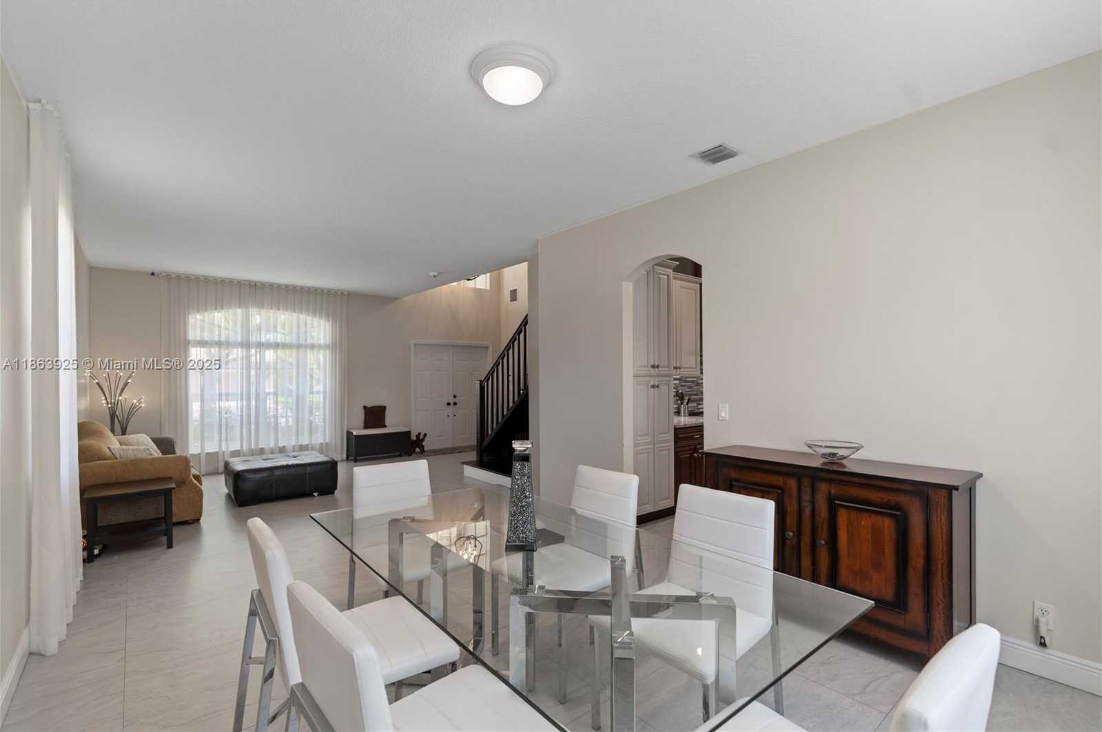 Small Image of 13374 NORTH WEST 13TH ST, Pembroke Pines Number 8