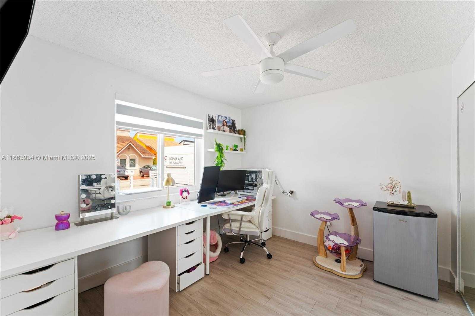 Small Image of 7531 WEST 29TH WAY, Hialeah Number 17