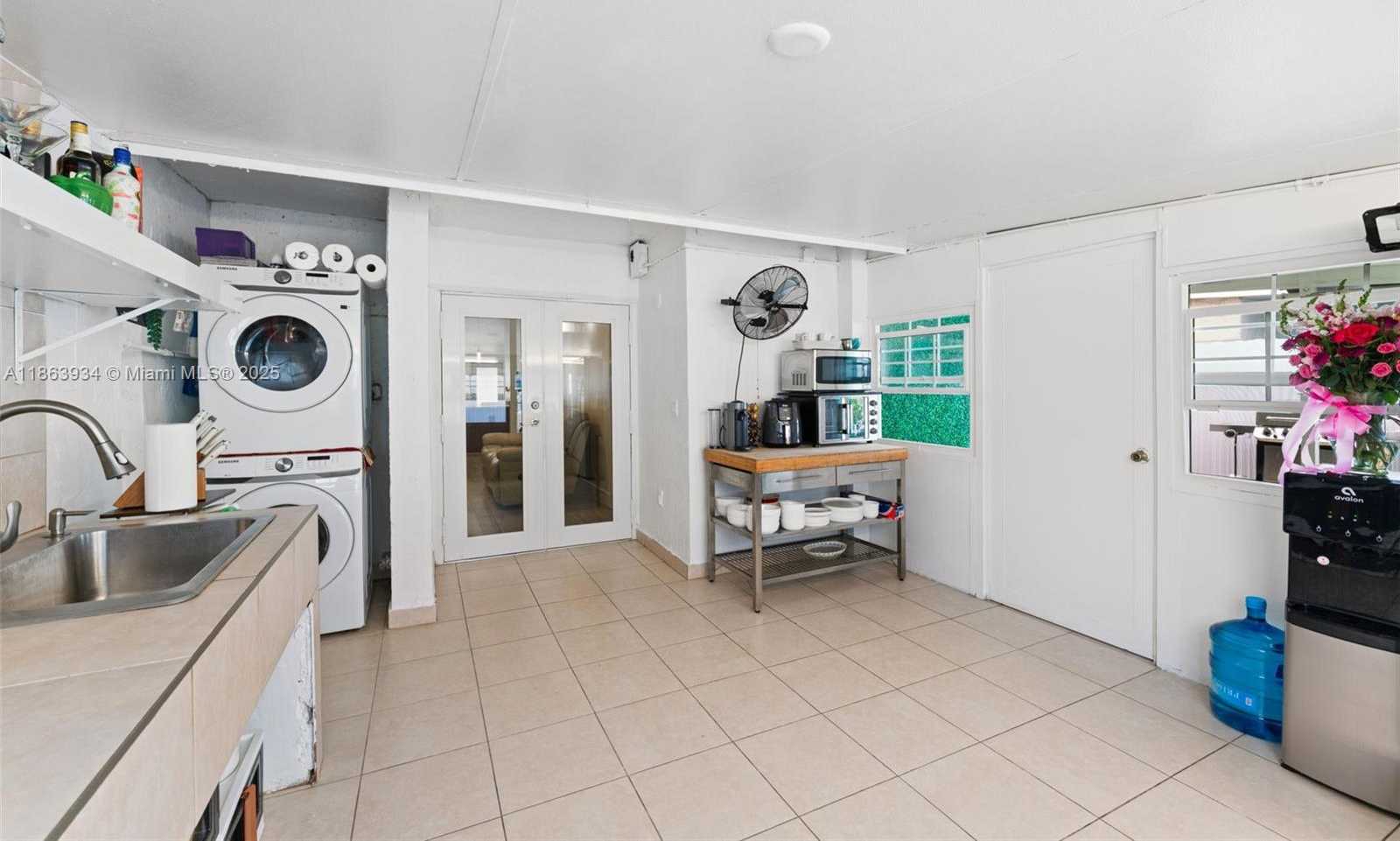 Small Image of 7531 WEST 29TH WAY, Hialeah Number 24