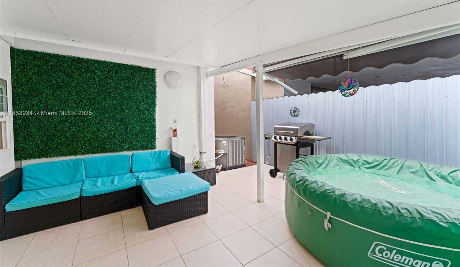 Small Image of 7531 WEST 29TH WAY, Hialeah Number 25