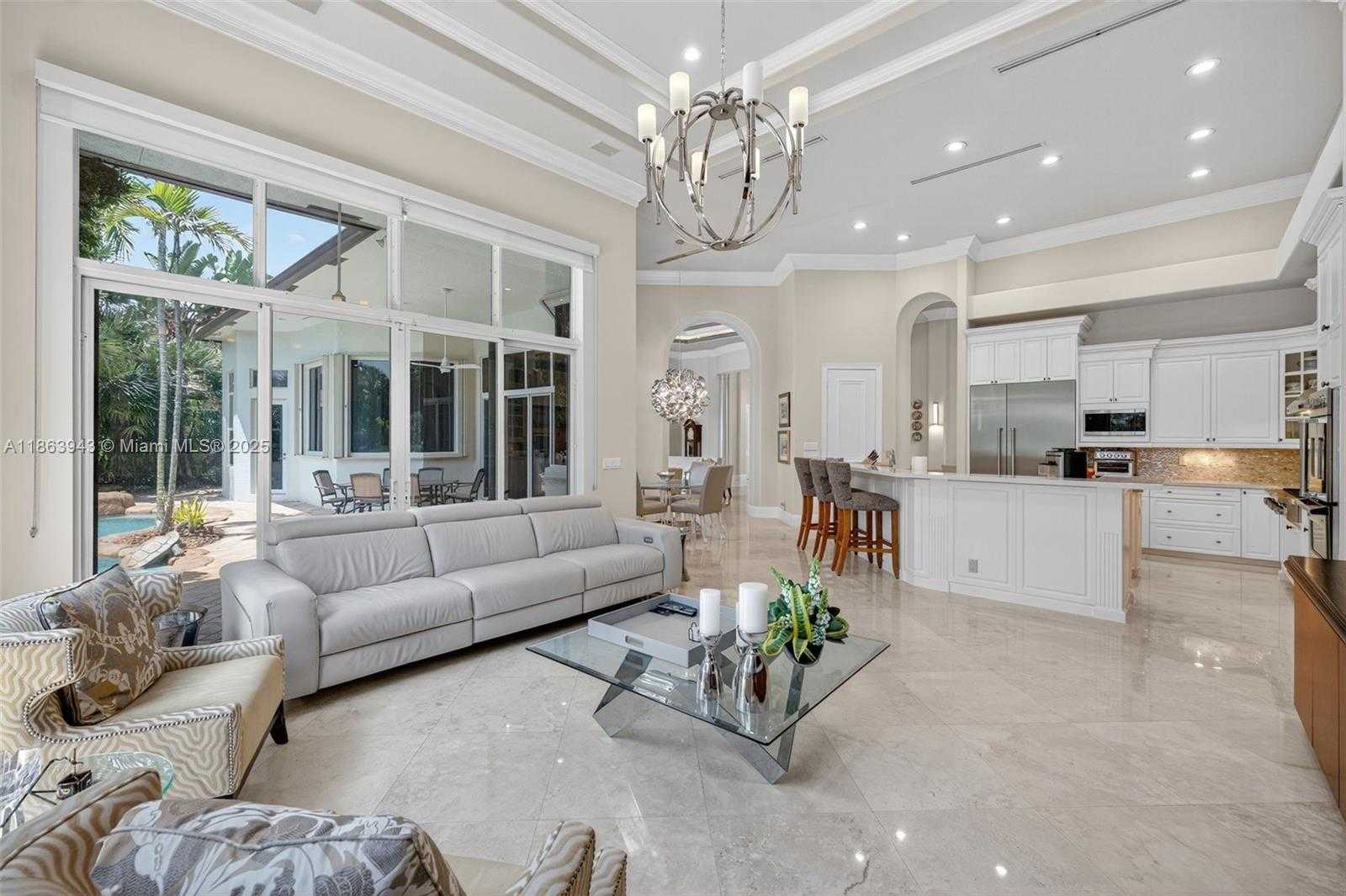 Small Image of 12462 BROOKWOOD CT, Davie Number 25