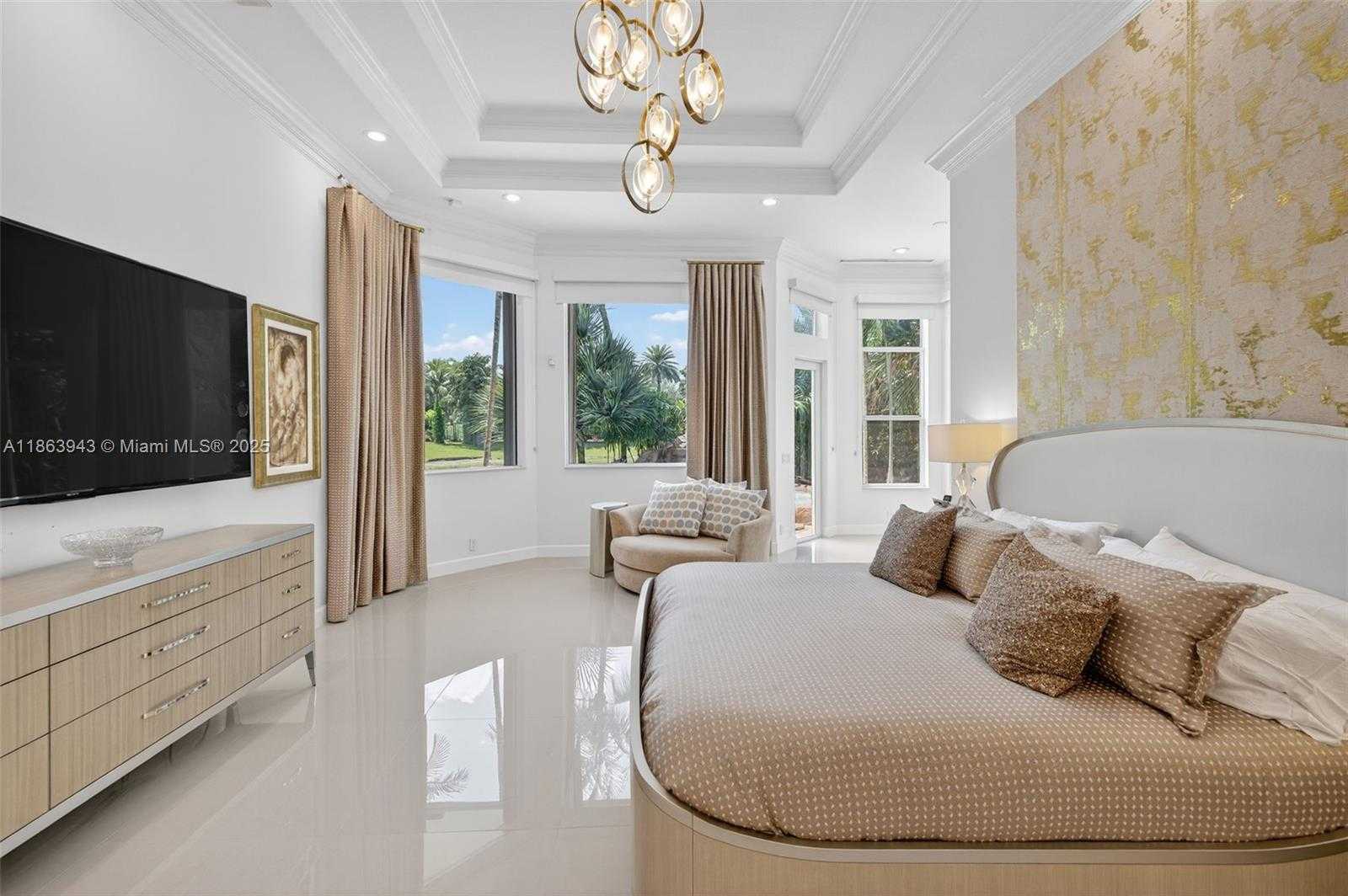 Small Image of 12462 BROOKWOOD CT, Davie Number 33