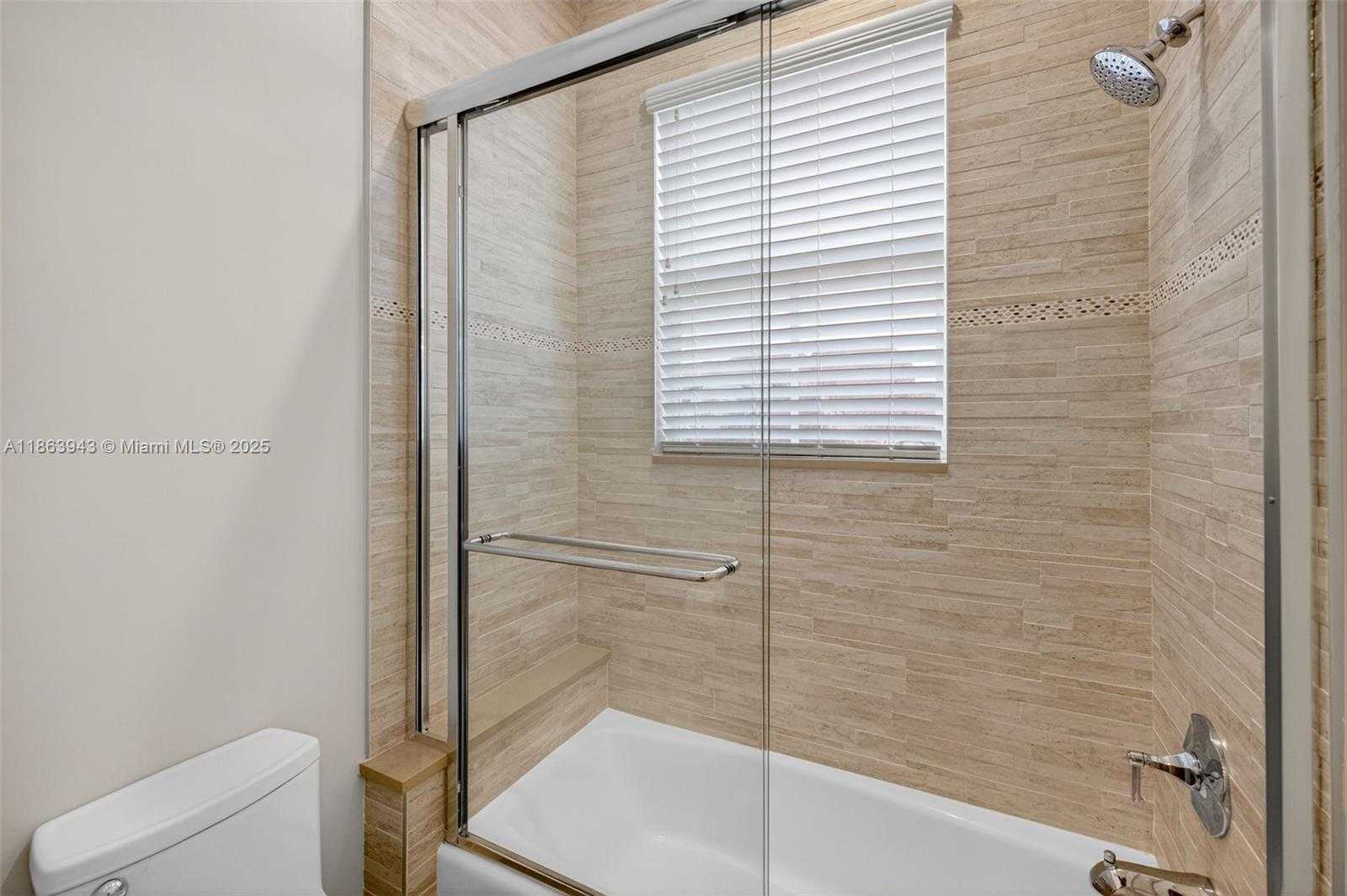 Small Image of 12462 BROOKWOOD CT, Davie Number 48