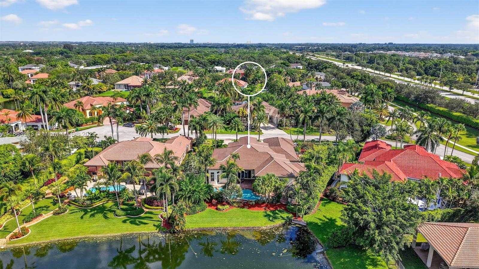 Small Image of 12462 BROOKWOOD CT, Davie Number 83