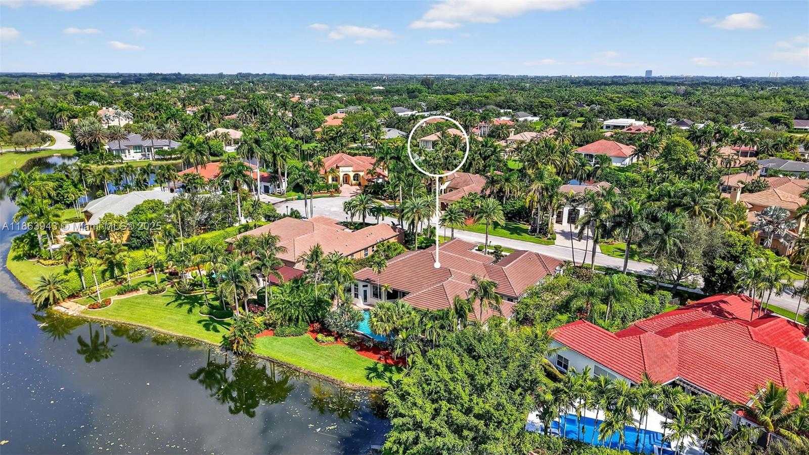 Small Image of 12462 BROOKWOOD CT, Davie Number 84