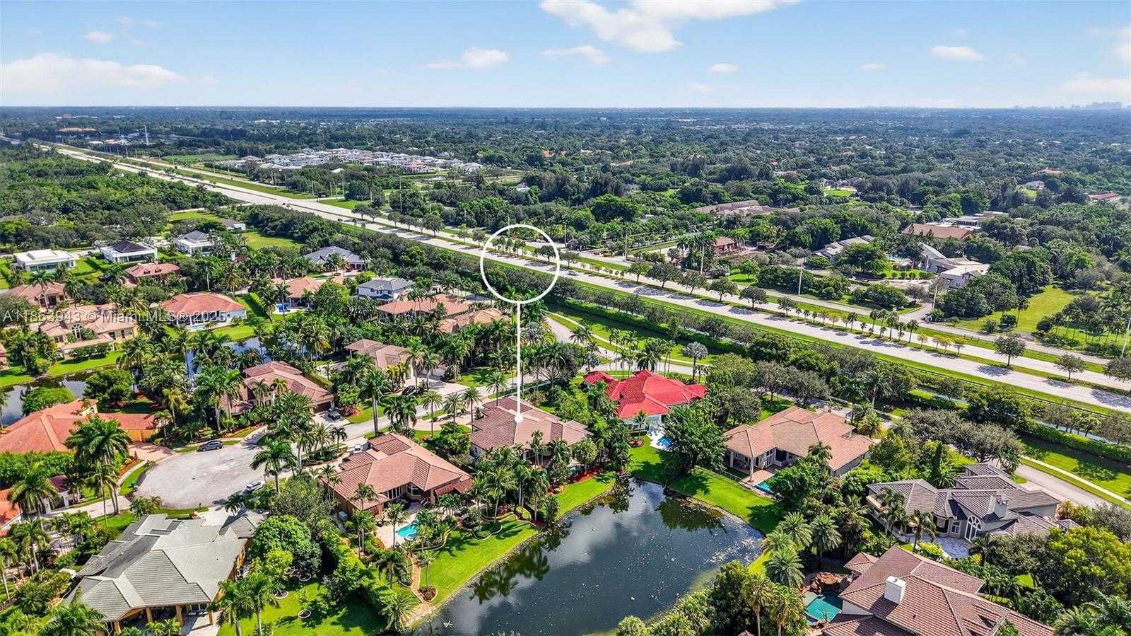 Small Image of 12462 BROOKWOOD CT, Davie Number 86