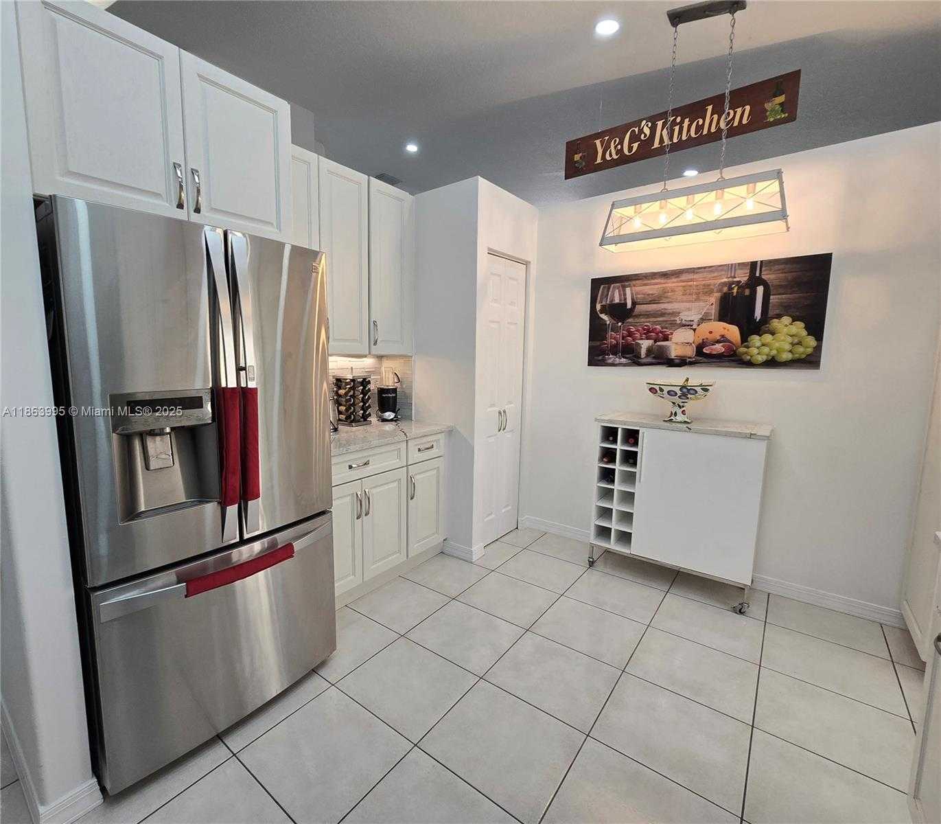 Small Image of 15661 SOUTH WEST 16TH CT, Pembroke Pines Number 11