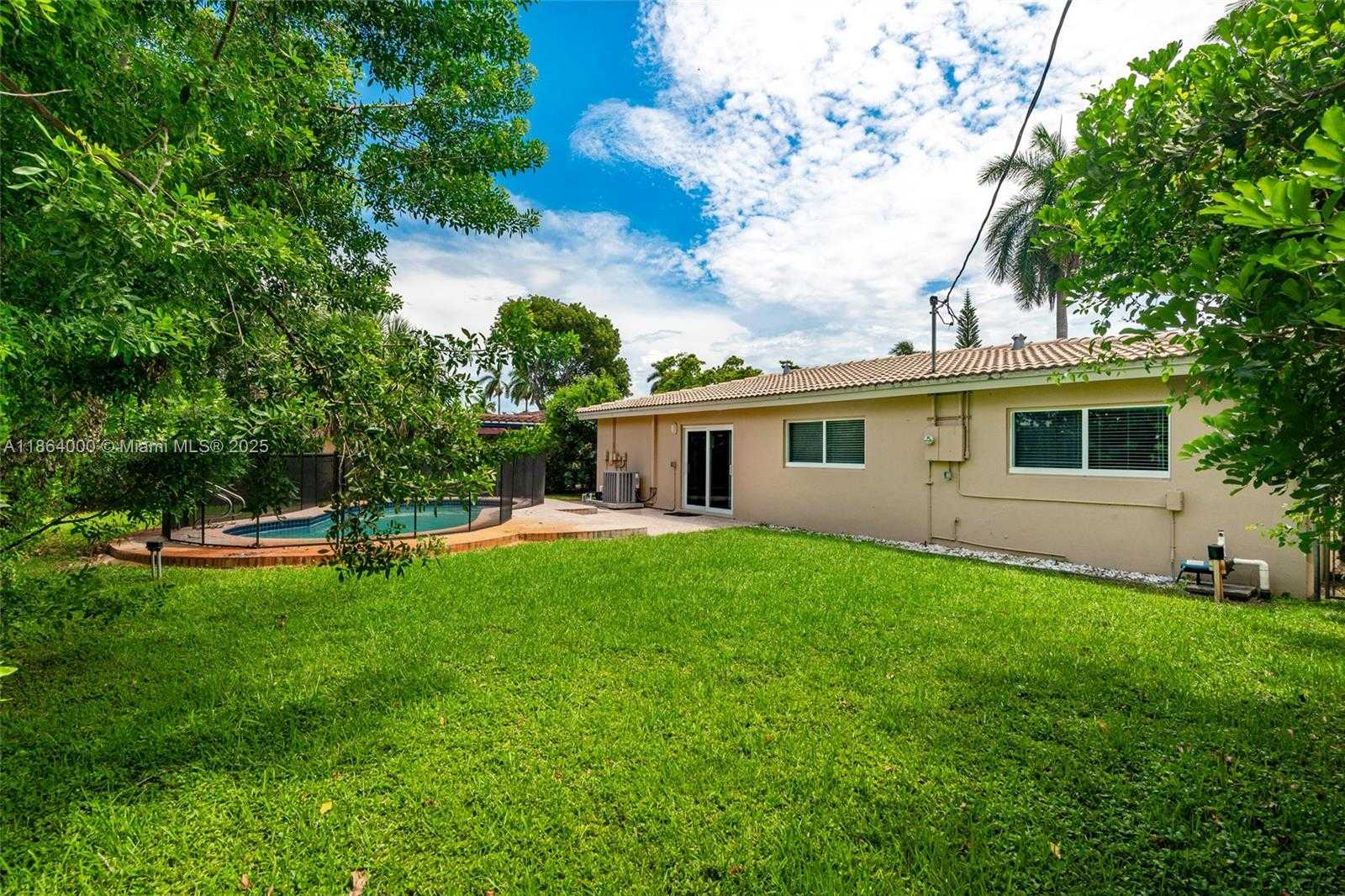 Small Image of Oakland Park Number 2