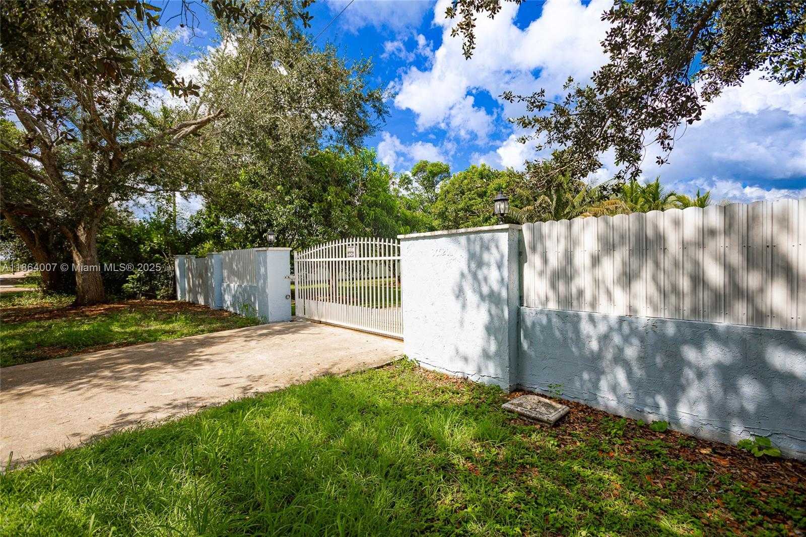 Small Image of 36520 SOUTH WEST 214TH AVE, Homestead Number 10