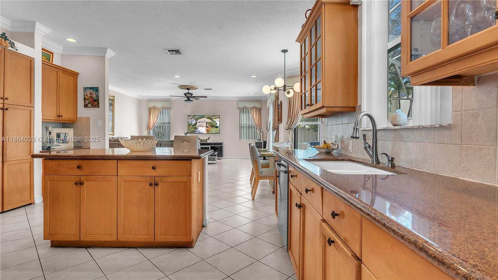 Small Image of 5062 SOUTH WEST 167TH AVE, Miramar Number 18