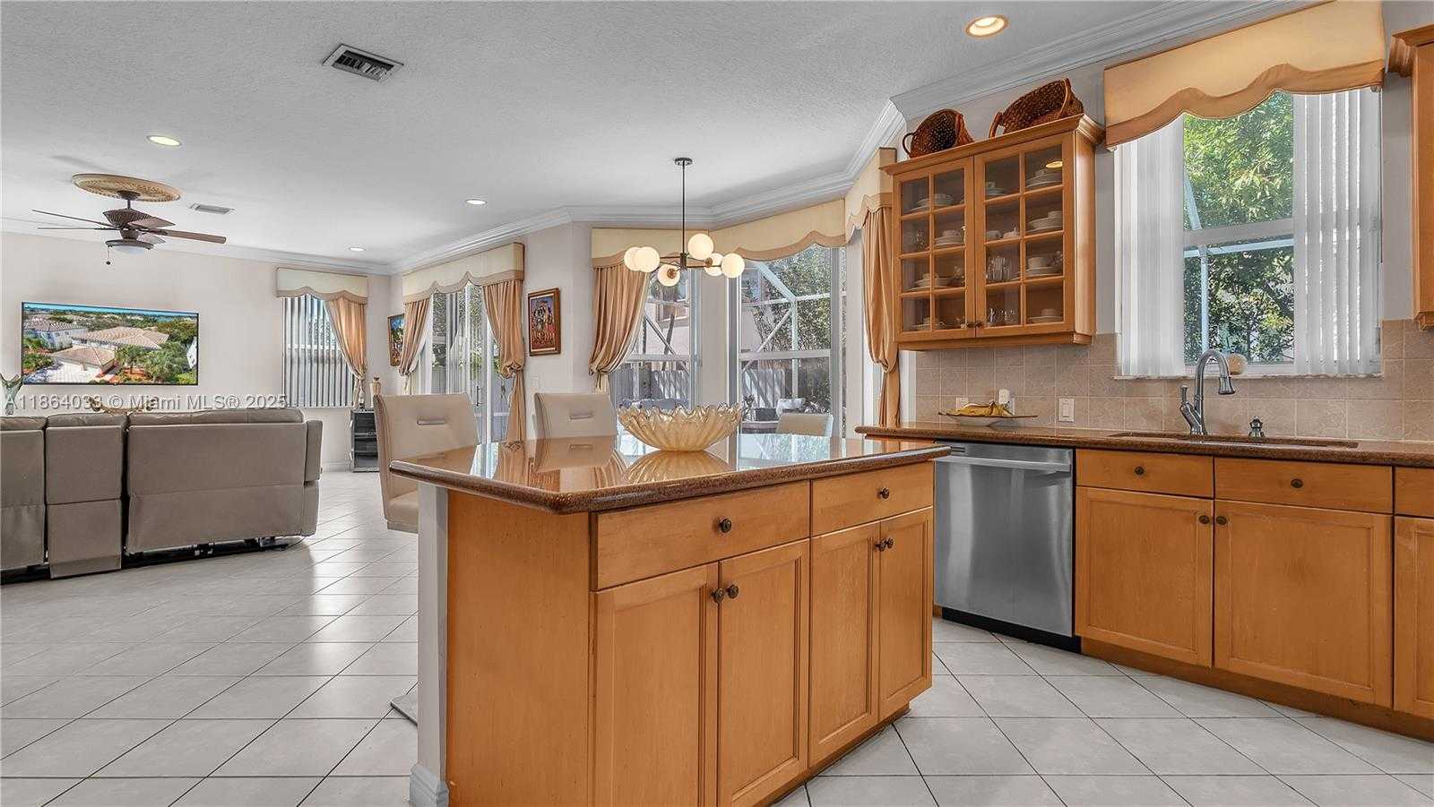 Small Image of 5062 SOUTH WEST 167TH AVE, Miramar Number 24