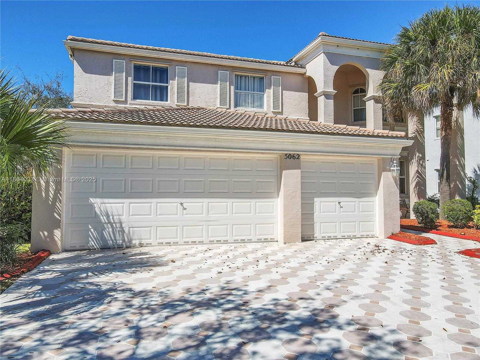Small Image of 5062 SOUTH WEST 167TH AVE, Miramar Number 3