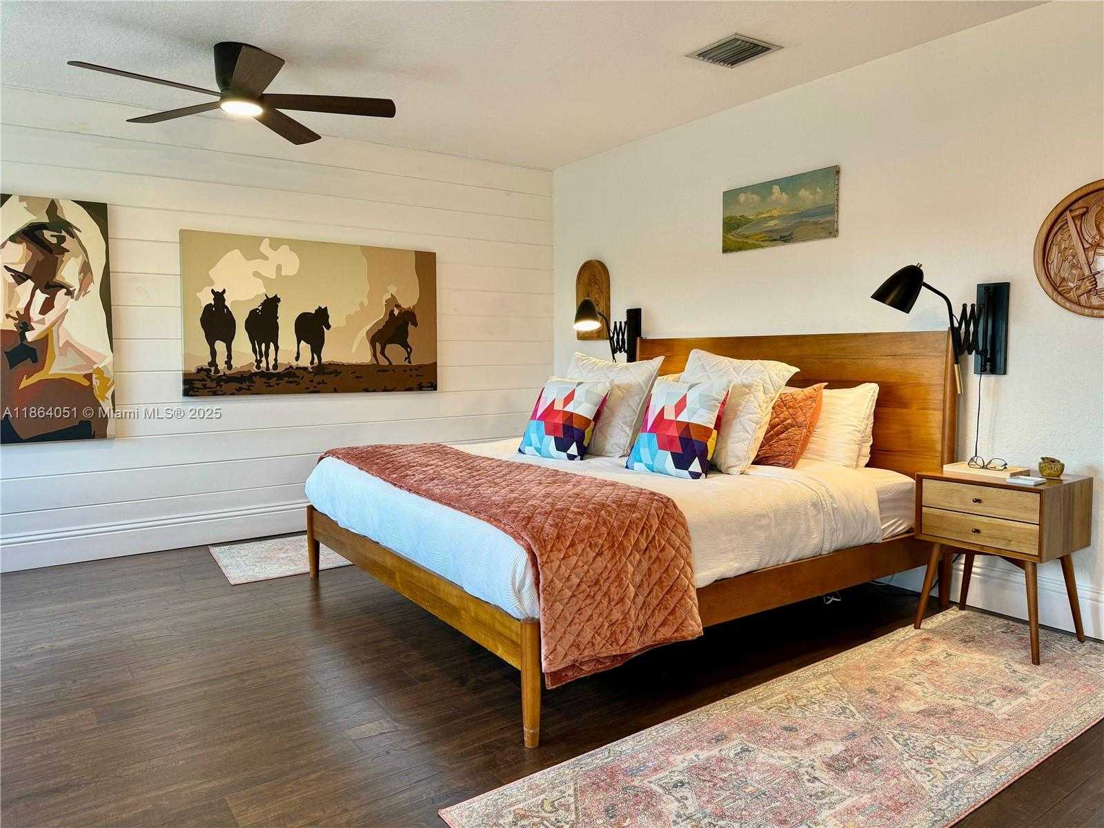 Small Image of 1307 PEREGRINE WAY, Weston Number 37