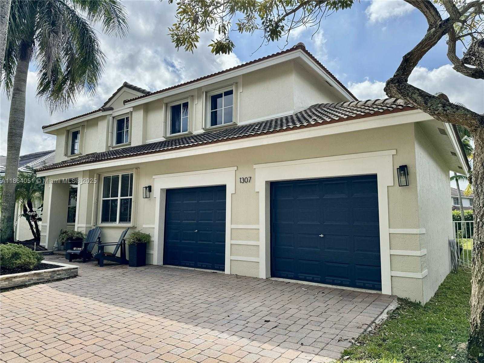 Small Image of 1307 PEREGRINE WAY, Weston Number 63