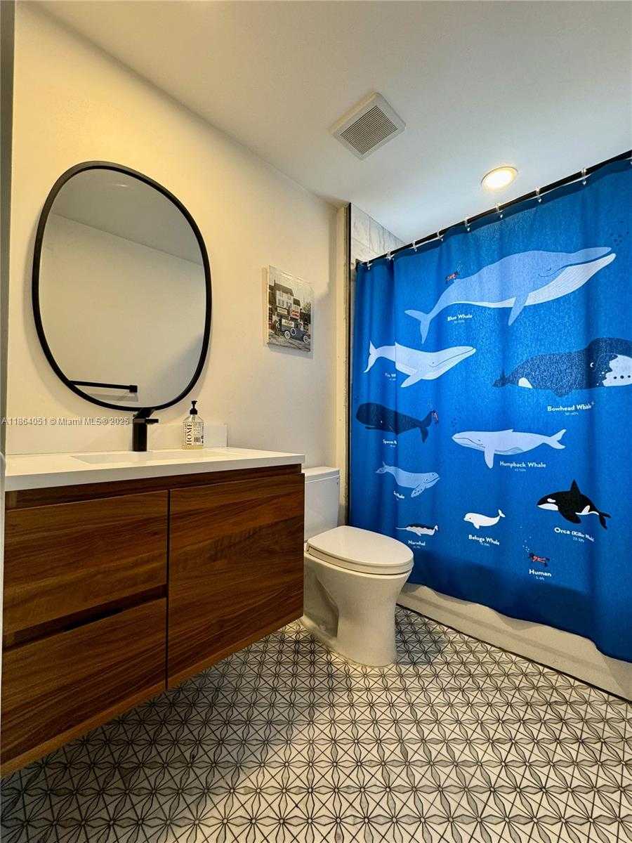 Small Image of 1307 PEREGRINE WAY, Weston Number 76