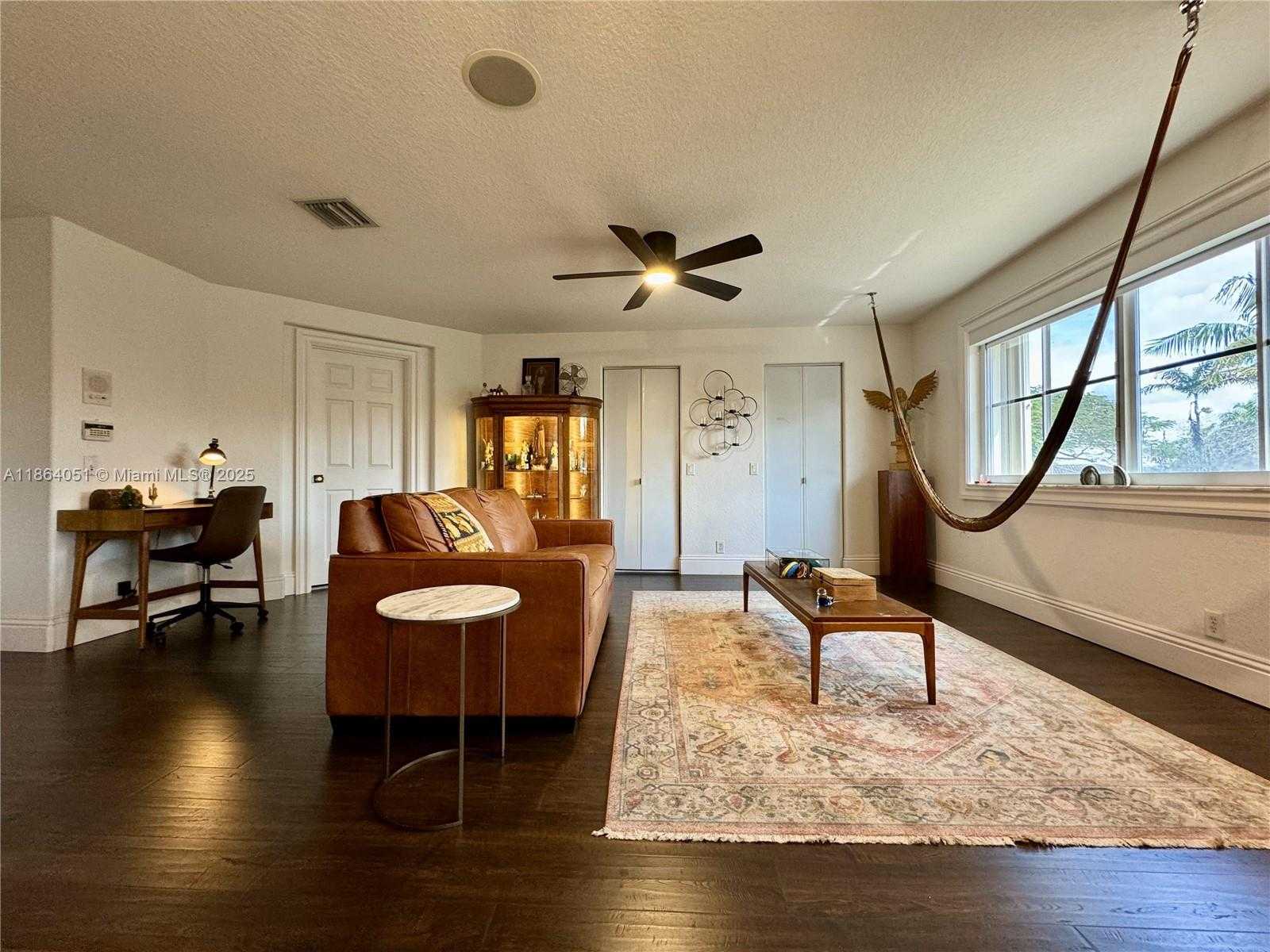 Small Image of 1307 PEREGRINE WAY, Weston Number 90