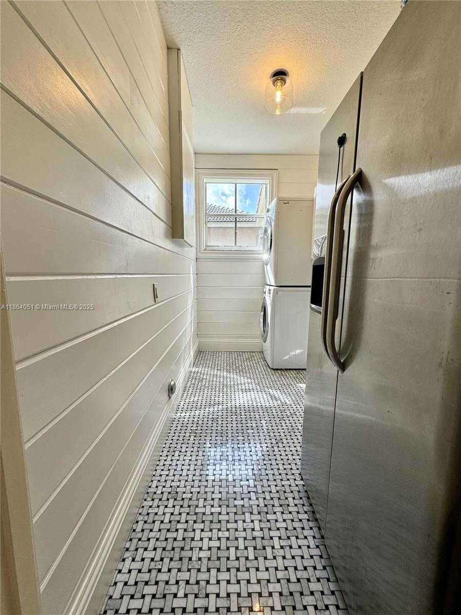 Small Image of 1307 PEREGRINE WAY, Weston Number 96
