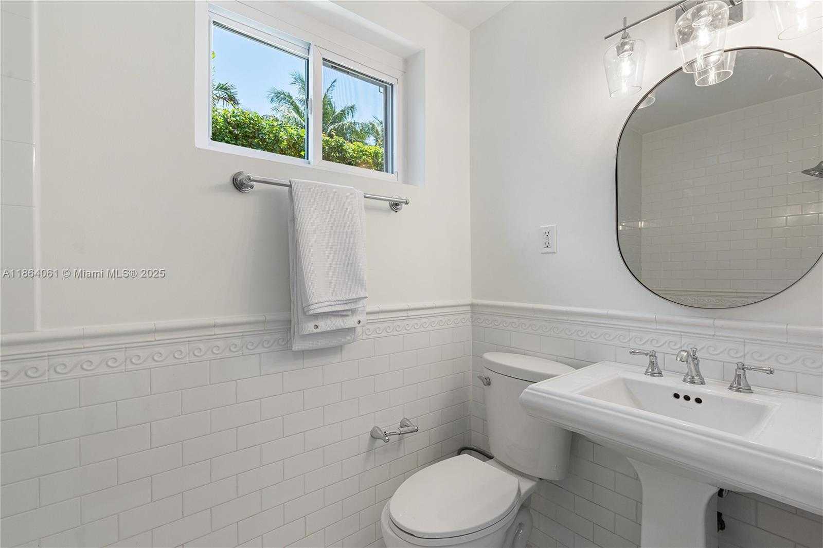 Small Image of 1033 WEST 47TH ST, Miami Beach Number 23