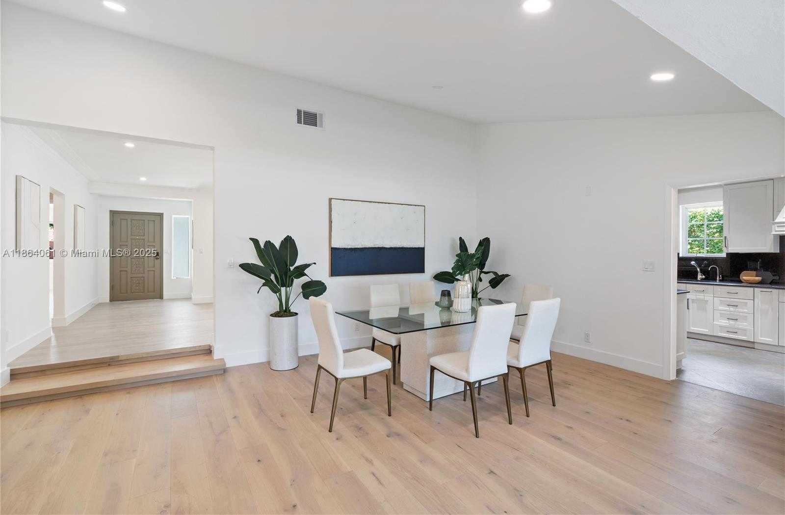 Small Image of 1033 WEST 47TH ST, Miami Beach Number 9