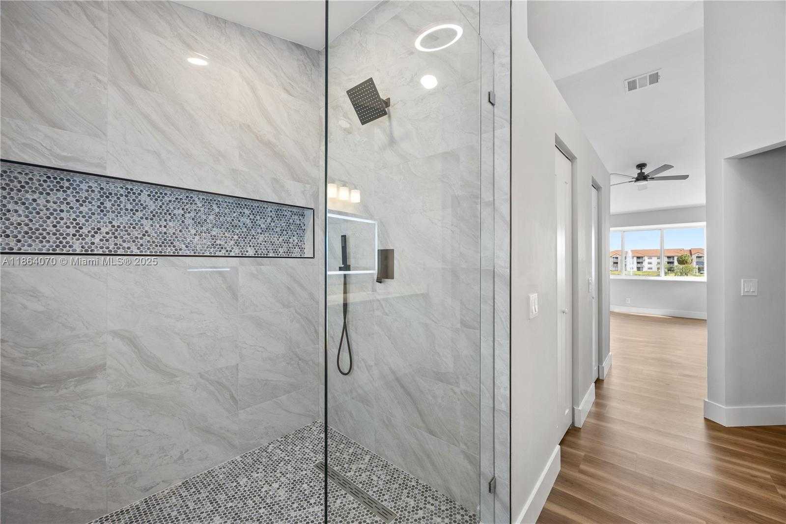 Small Image of 3835 LOMBARDY ST, Hollywood Number 19