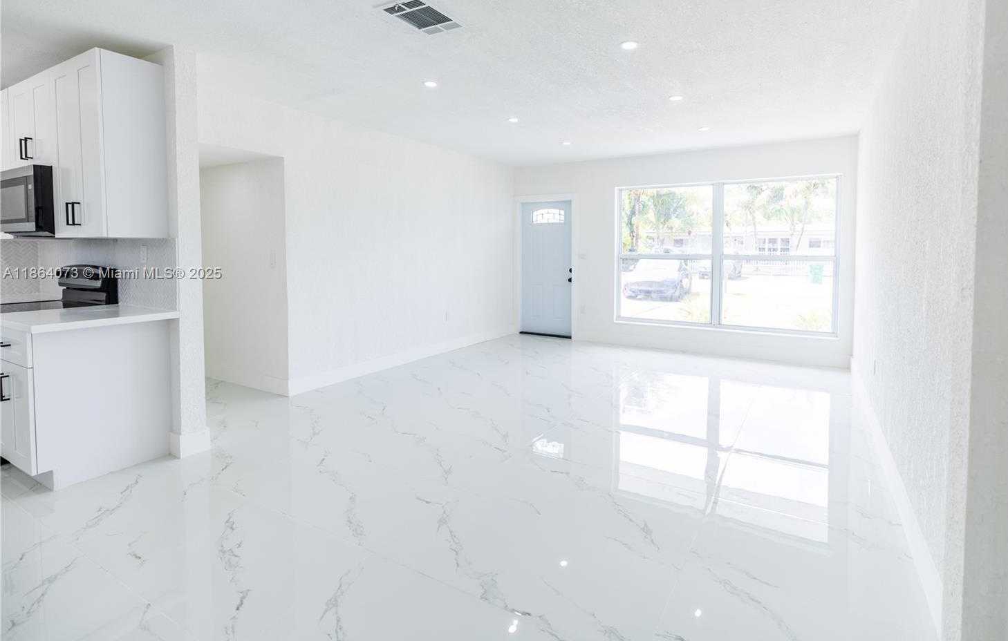 Small Image of 1625 NORTH WEST 9TH CT, Homestead Number 8