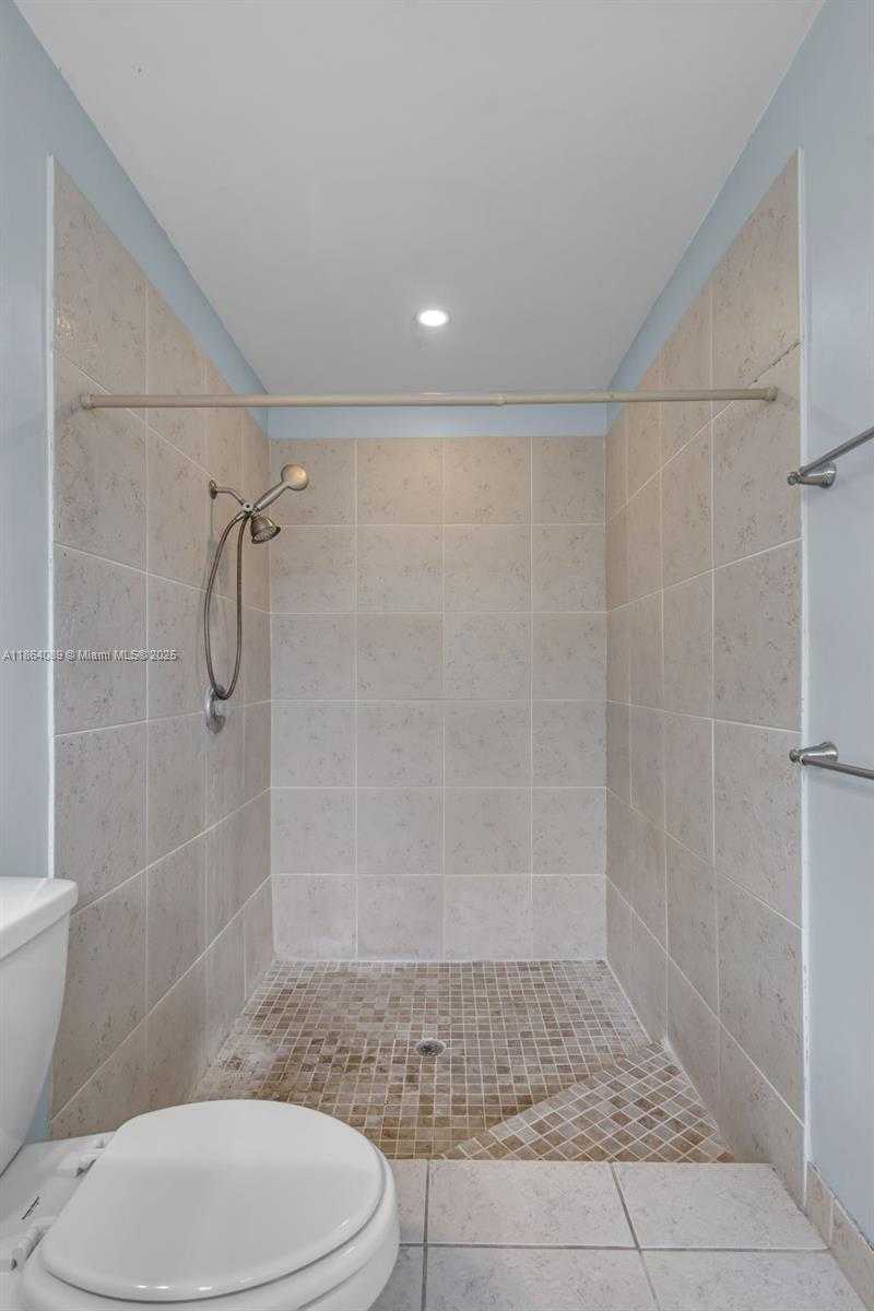Small Image of 7821 NORTH WEST 45TH ST, Lauderhill Number 12