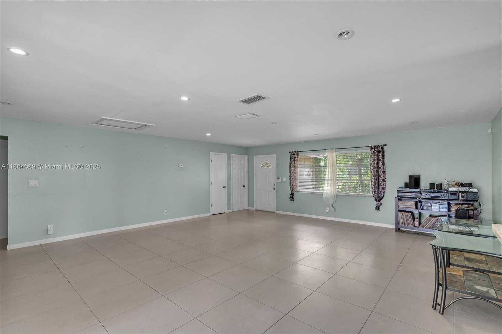 Small Image of 7821 NORTH WEST 45TH ST, Lauderhill Number 3