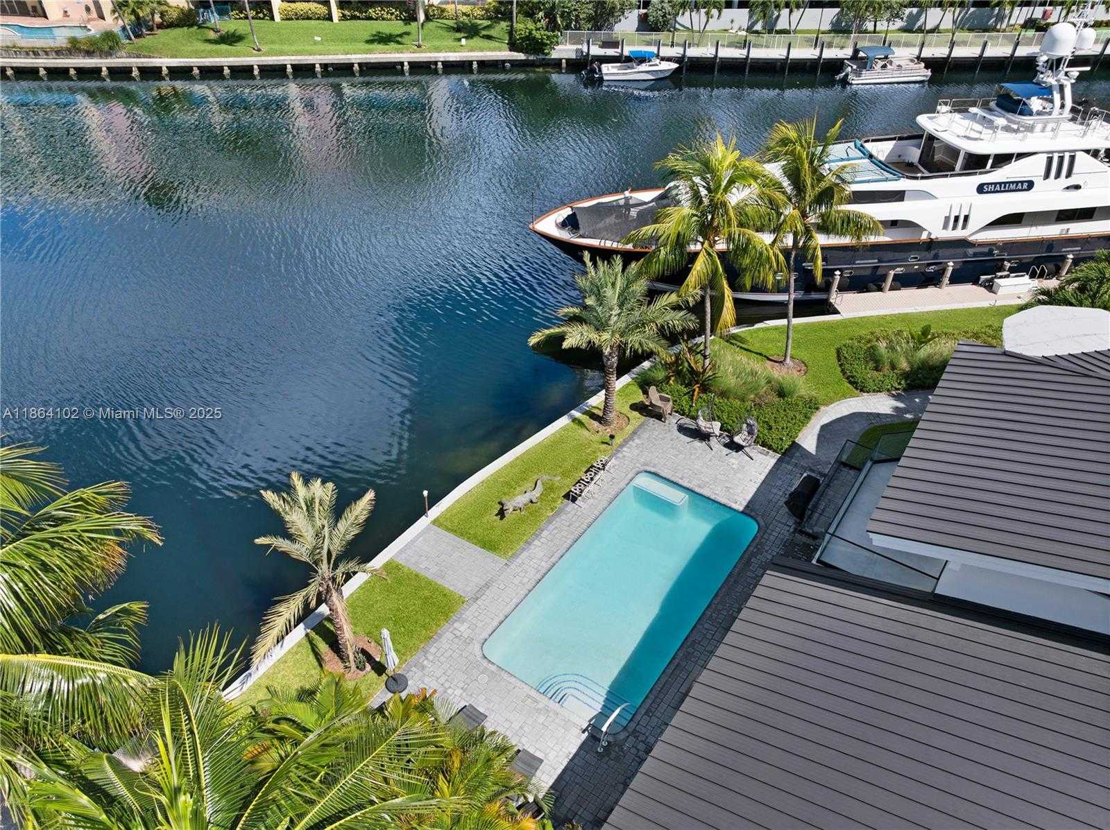 Small Image of 500 PALM DR, Hallandale Beach Number 7